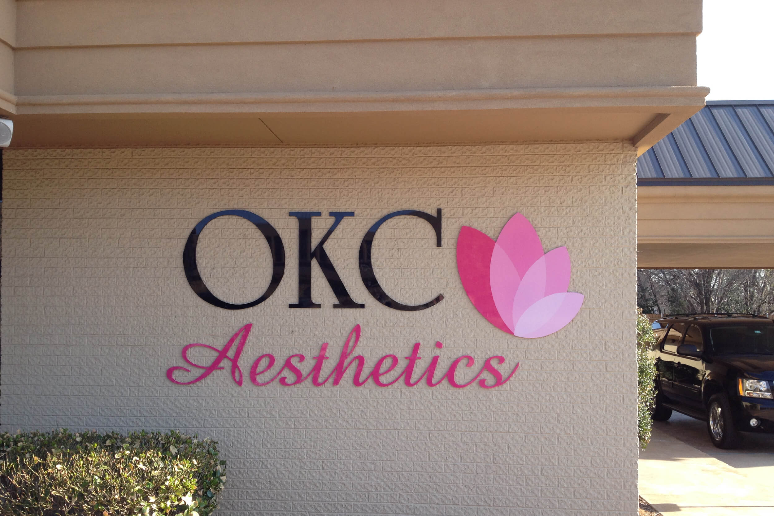 1/2" Thick Cast Acrylic with Printed Graphics