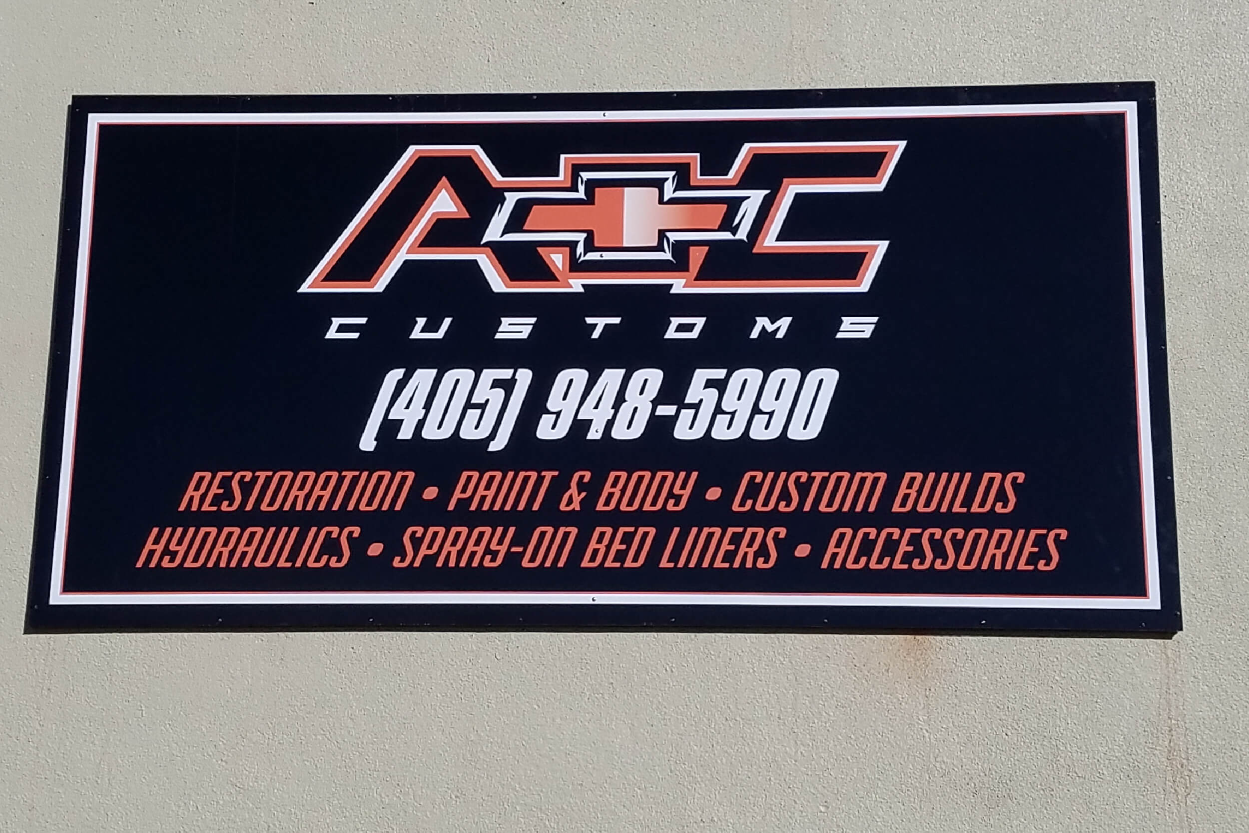 Wall Mounted 5 x 10 ACM